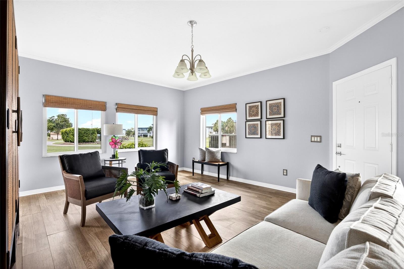 7 LAKES CONDO 01 - Residential