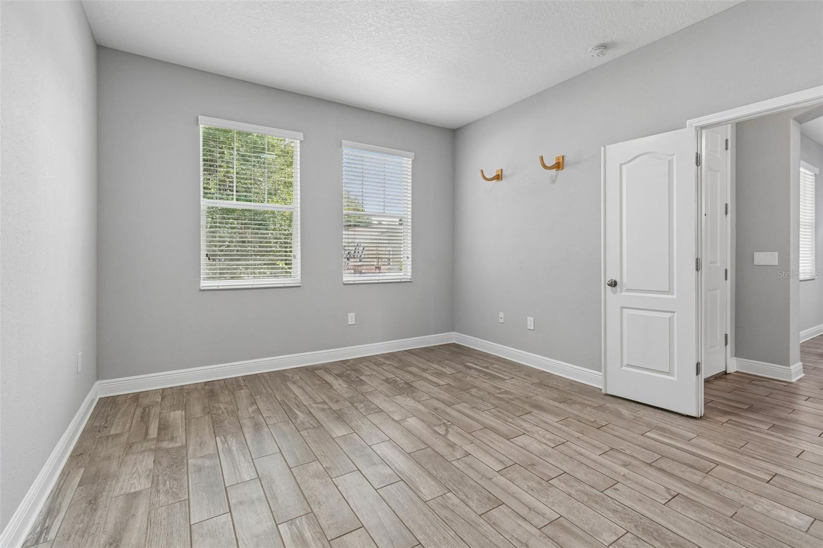 MC DAVIDS EAST SEMINOLE SUBDI - Residential