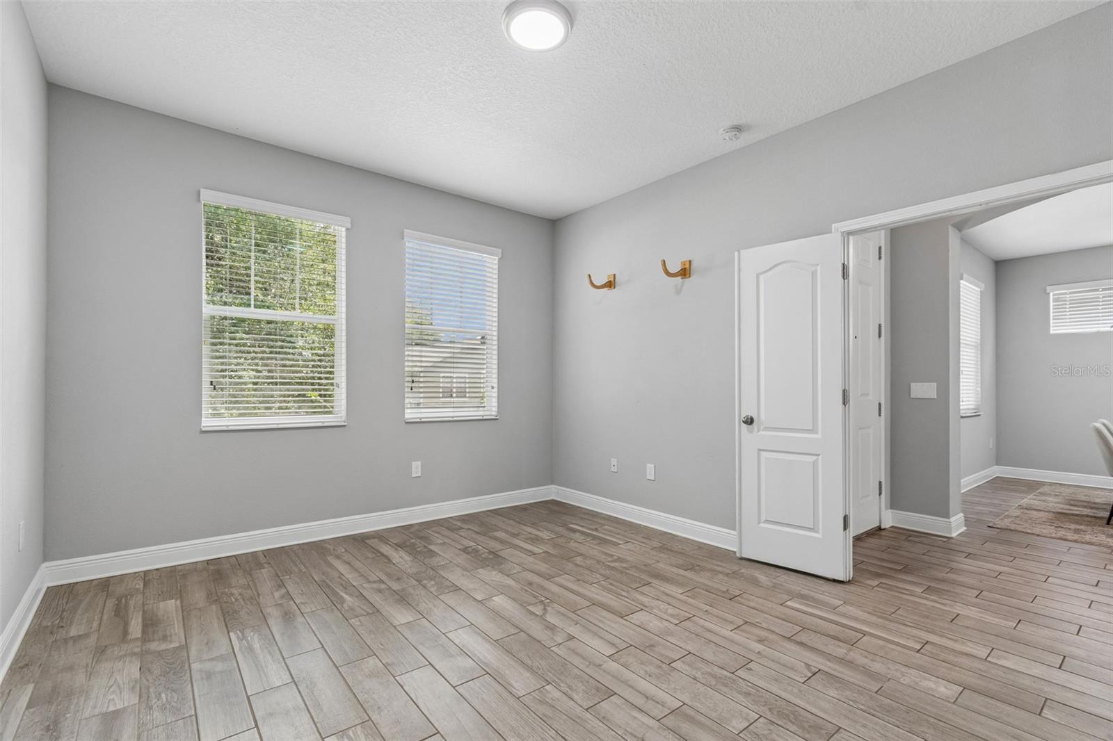 MC DAVIDS EAST SEMINOLE SUBDI - Residential