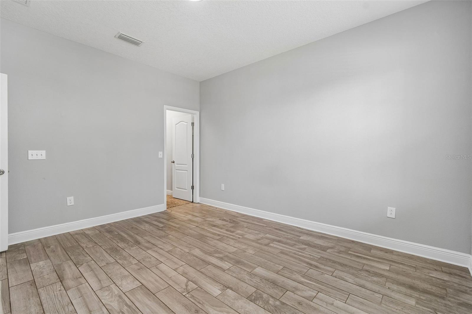 MC DAVIDS EAST SEMINOLE SUBDI - Residential