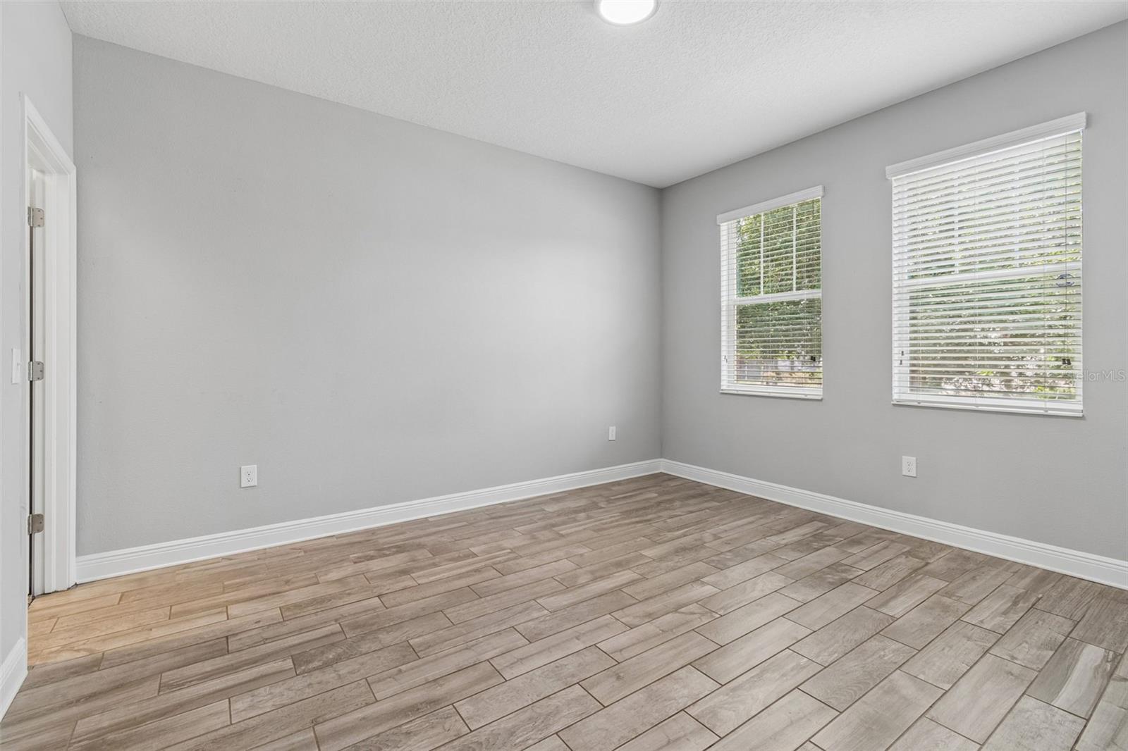 MC DAVIDS EAST SEMINOLE SUBDI - Residential
