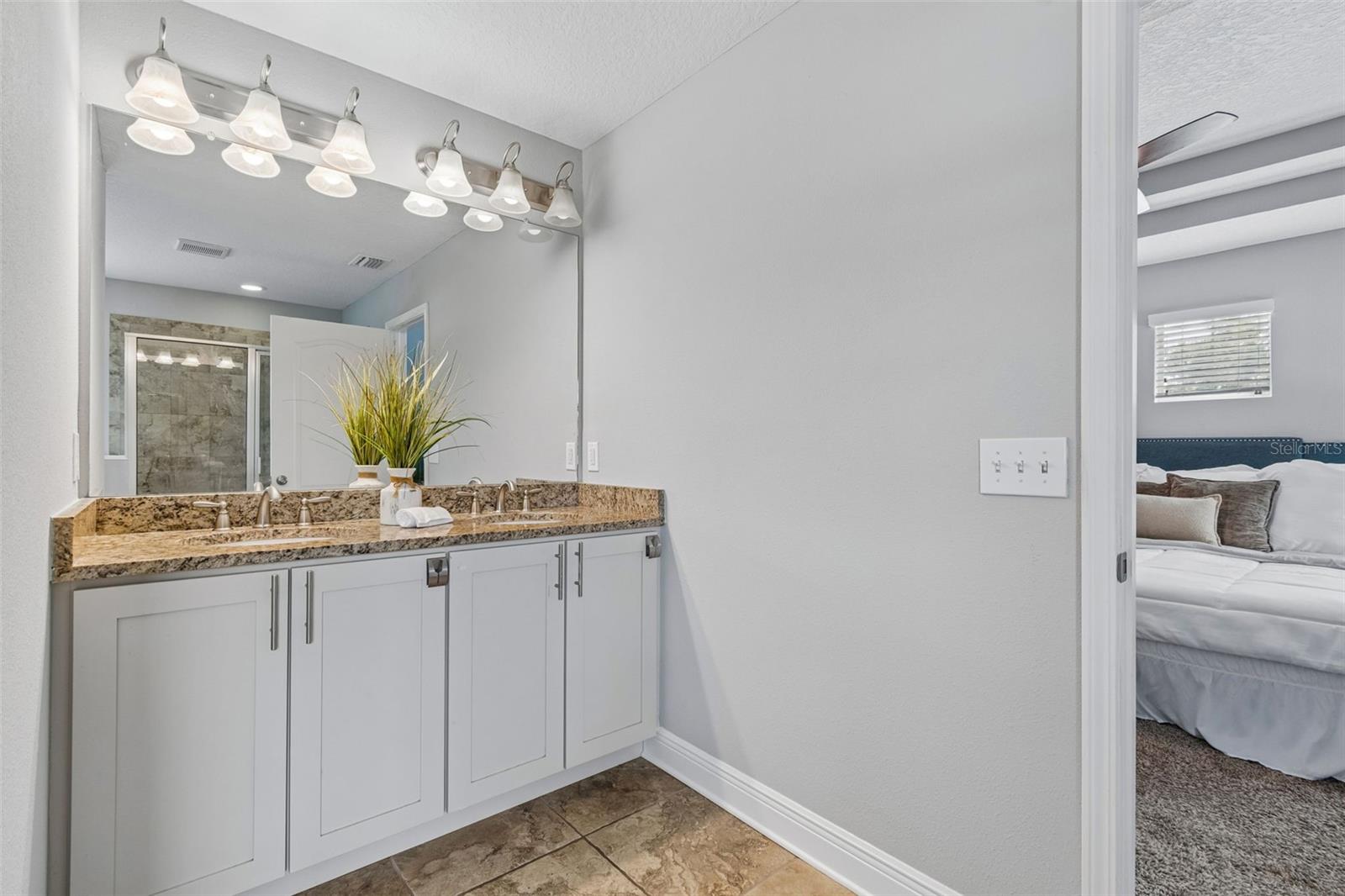 MC DAVIDS EAST SEMINOLE SUBDI - Residential