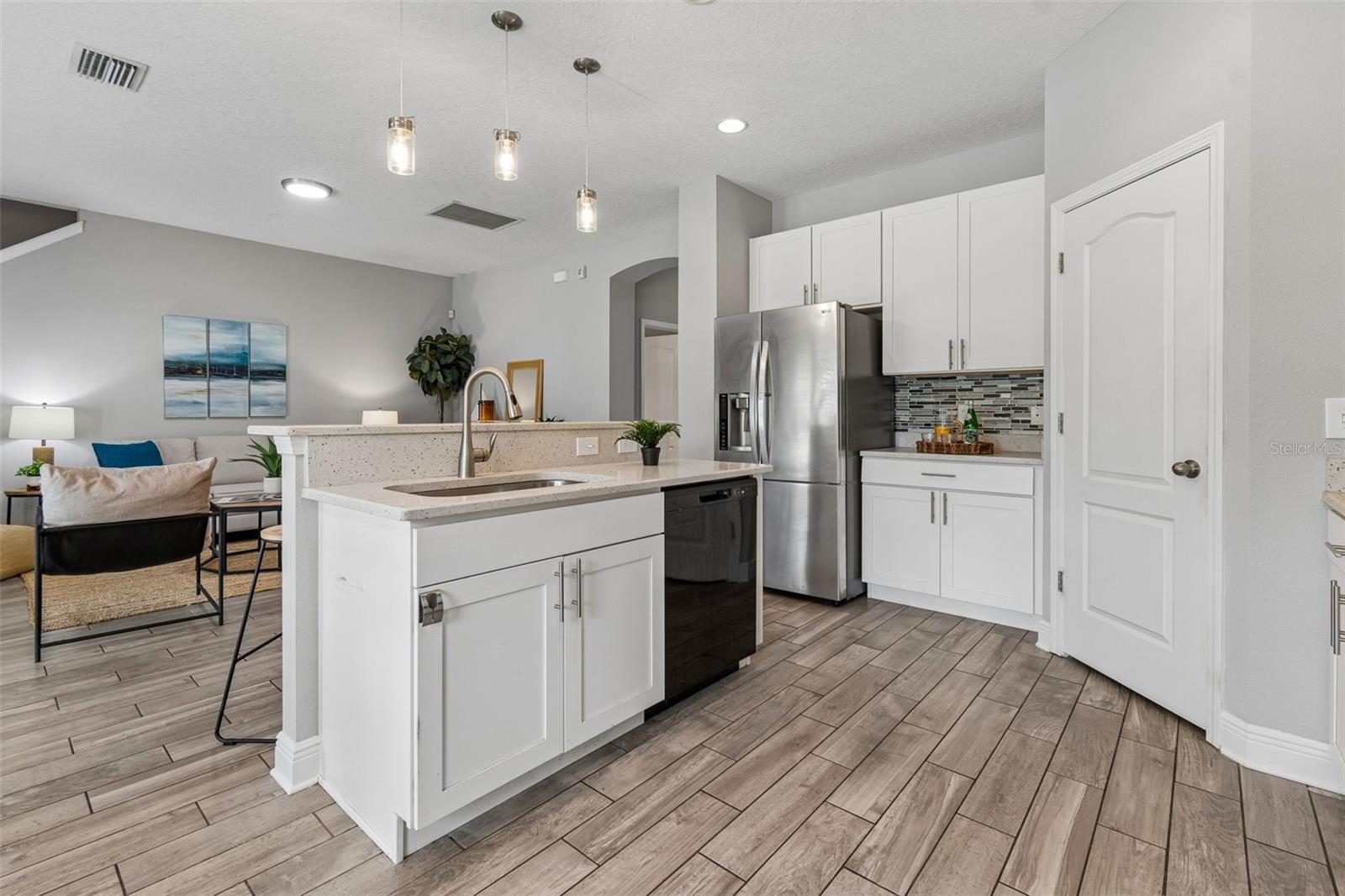 MC DAVIDS EAST SEMINOLE SUBDI - Residential