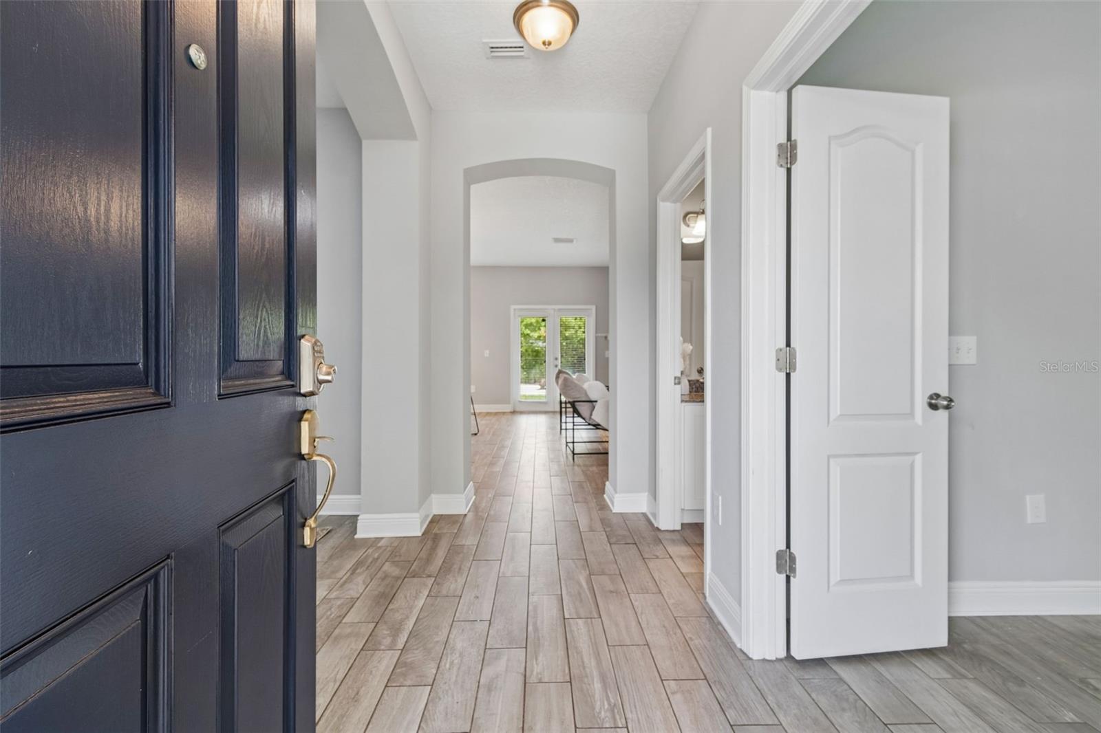 MC DAVIDS EAST SEMINOLE SUBDI - Residential