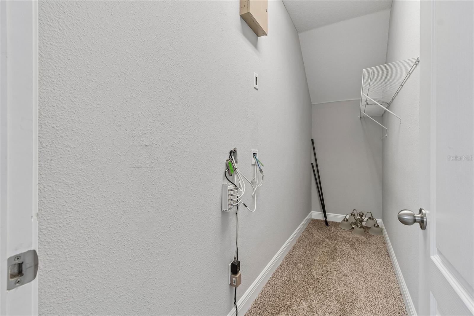 MC DAVIDS EAST SEMINOLE SUBDI - Residential