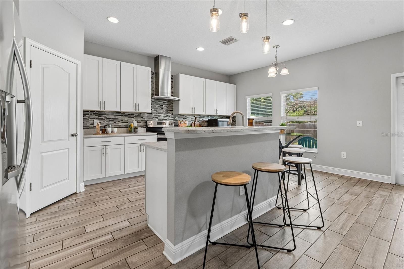 MC DAVIDS EAST SEMINOLE SUBDI - Residential