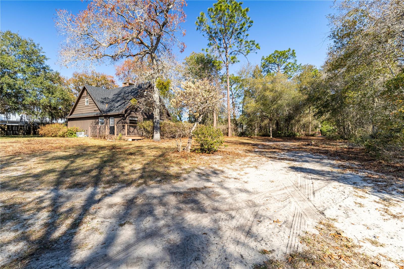 EAST UMATILLA - Residential