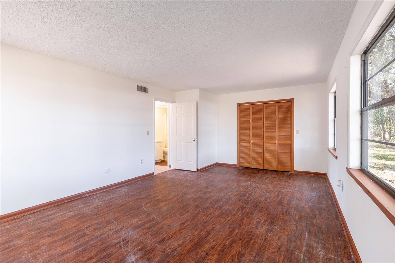 EAST UMATILLA - Residential