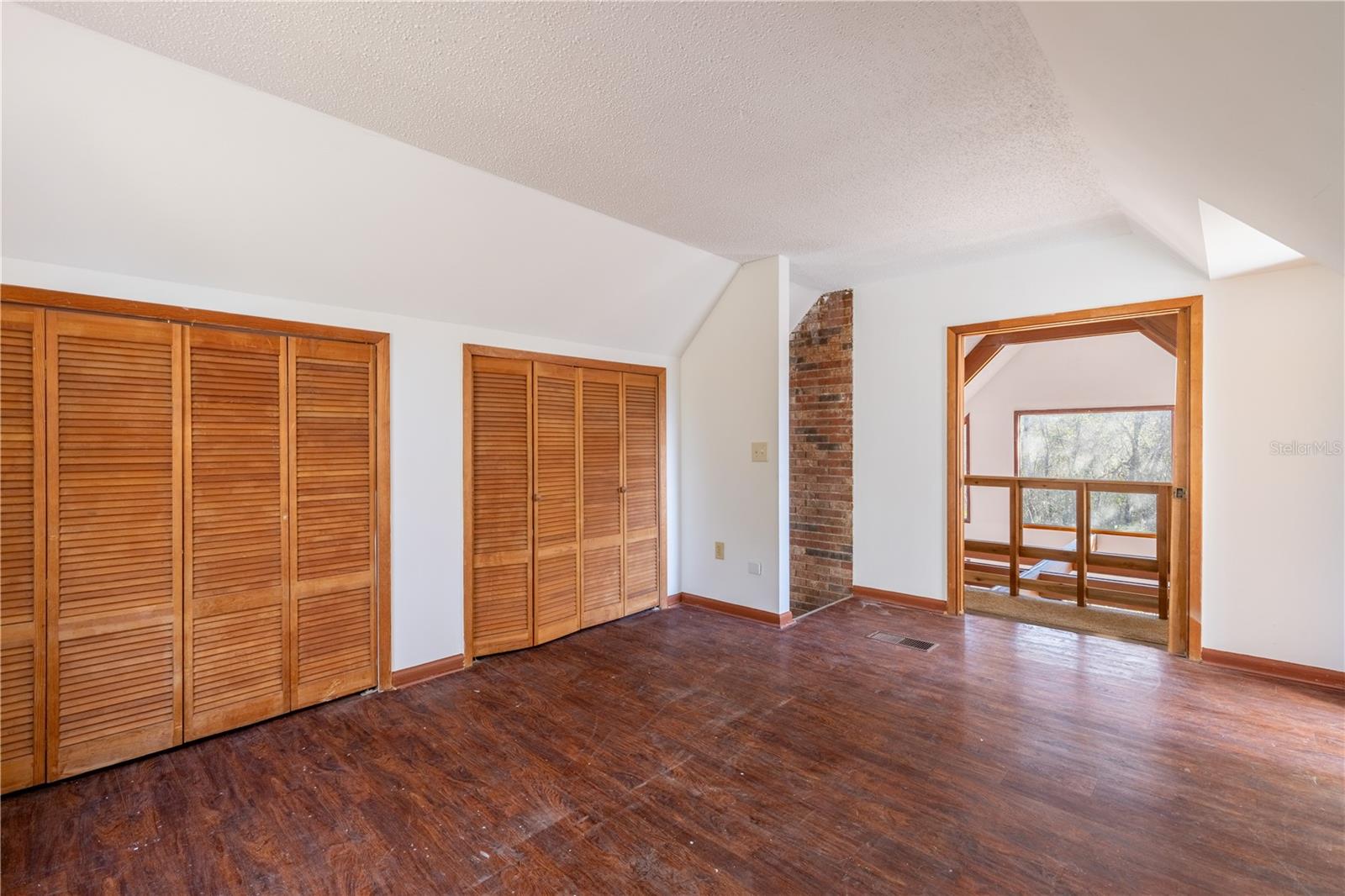EAST UMATILLA - Residential