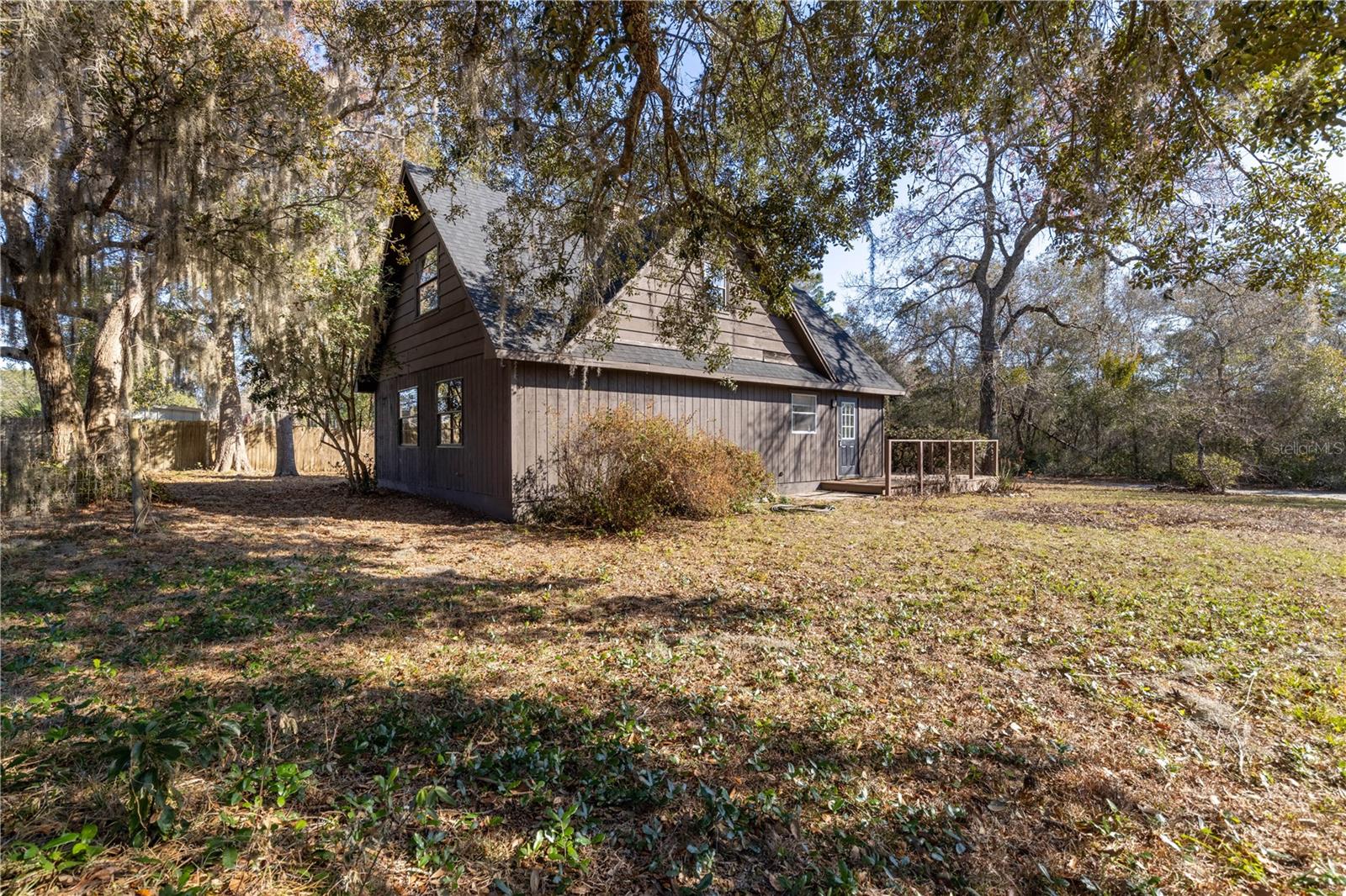 EAST UMATILLA - Residential