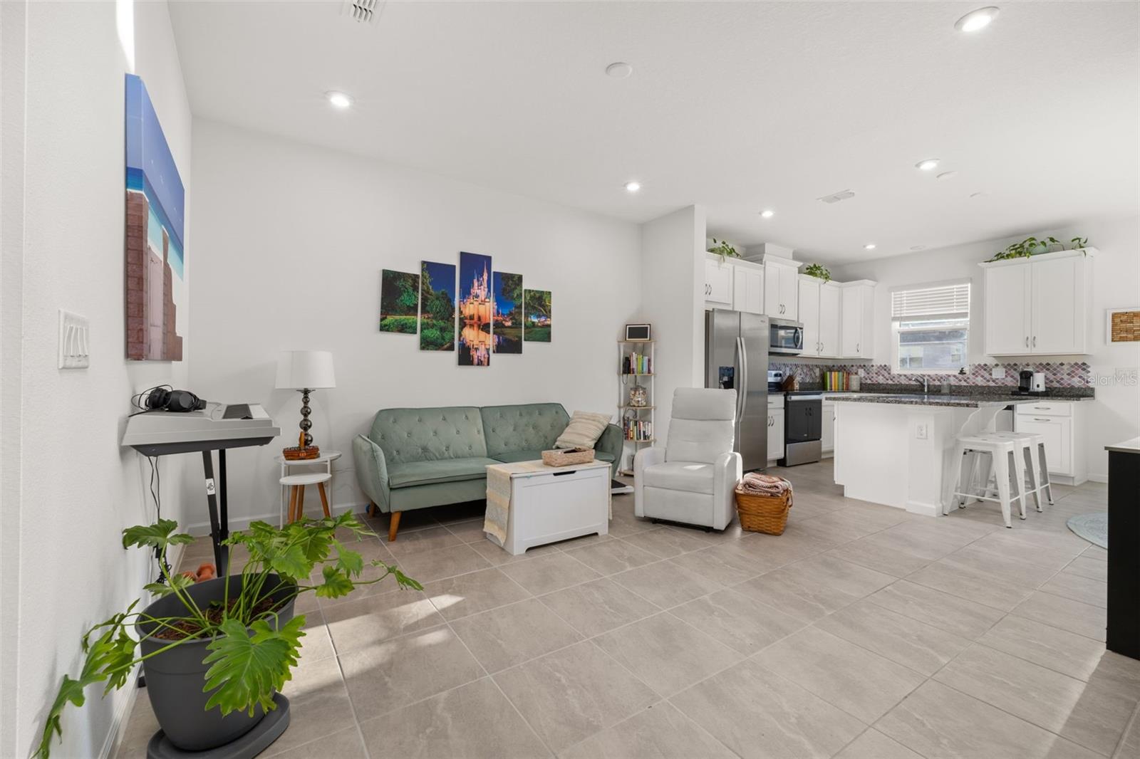 SOLEIL AT WESTSIDE - Residential