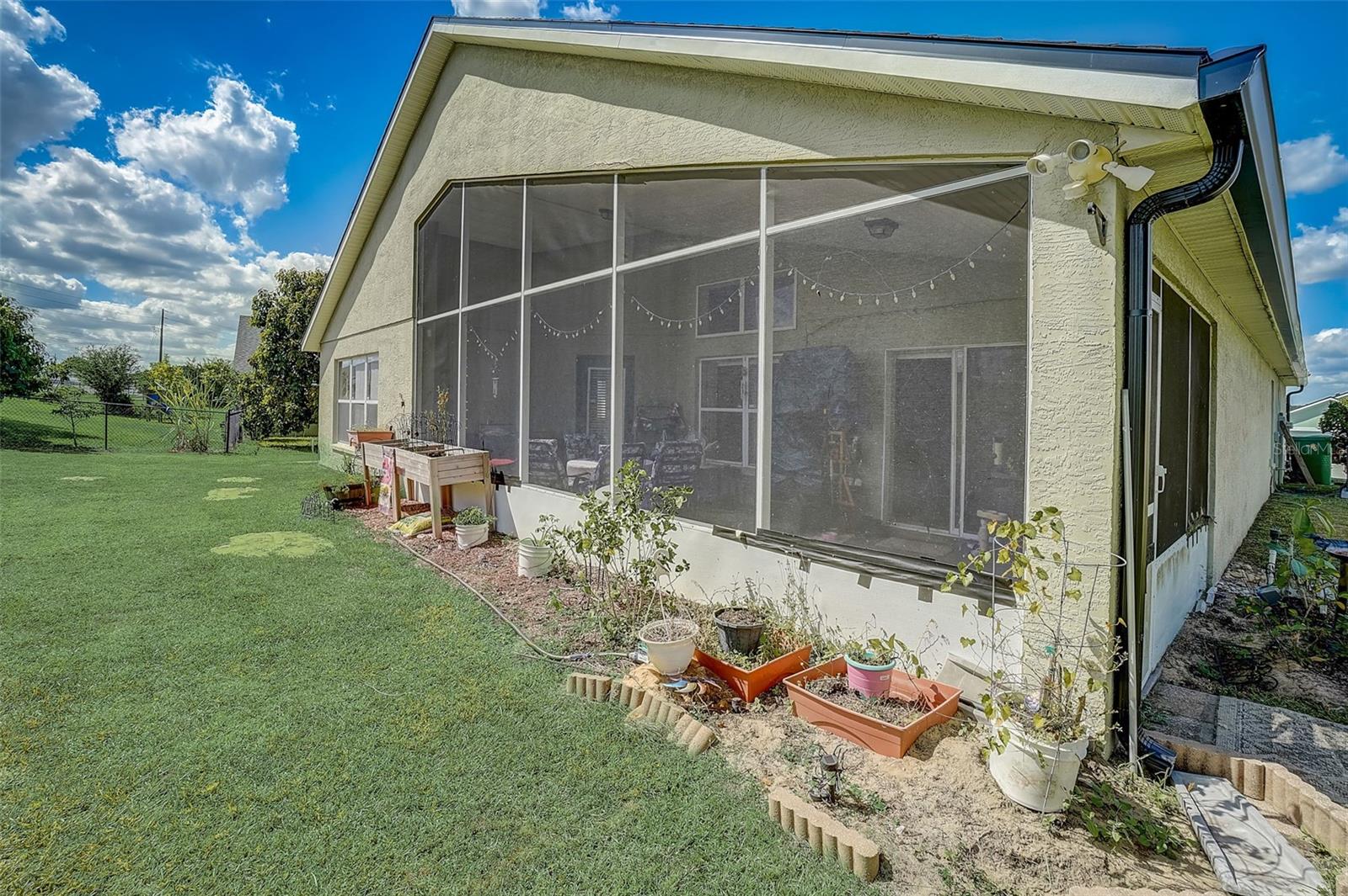 VISTA DEL LAGO PH 01 - Residential