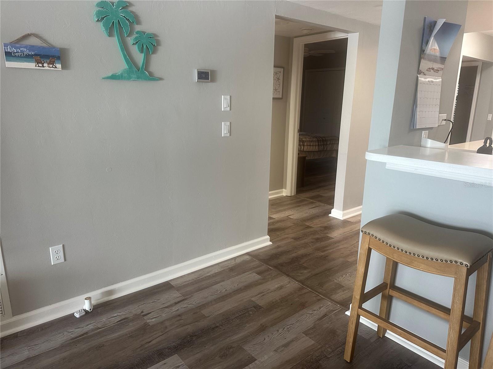 NORTH SHORE/KINGSWAY - Residential