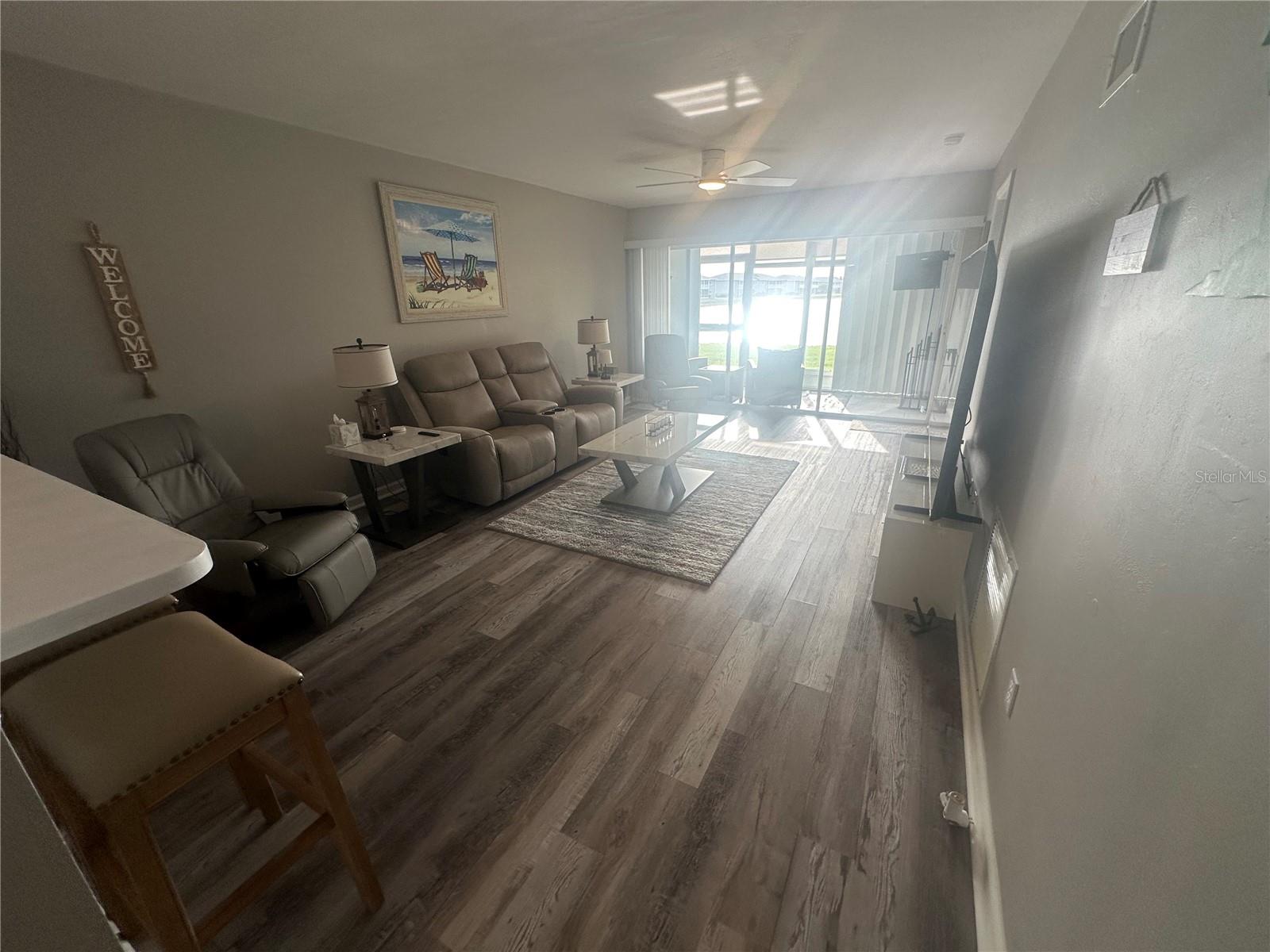 NORTH SHORE/KINGSWAY - Residential