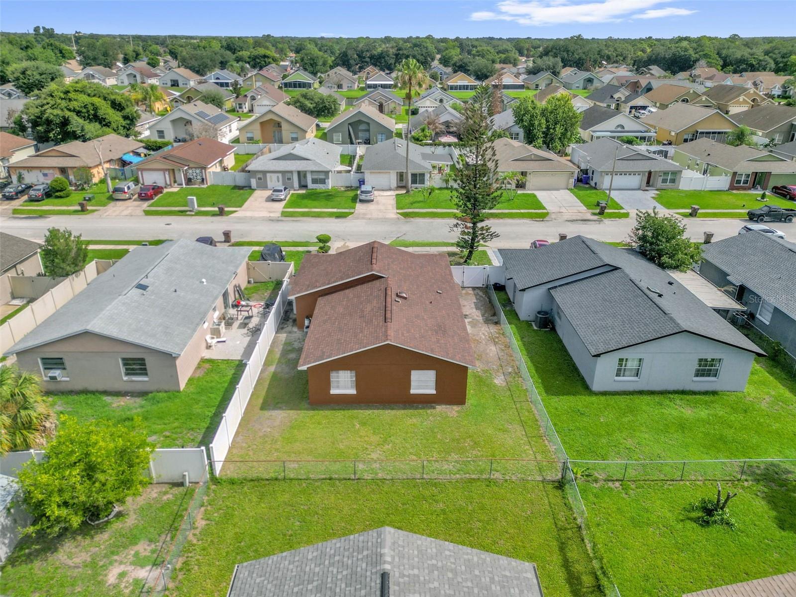 PEBBLE CREEK - Residential