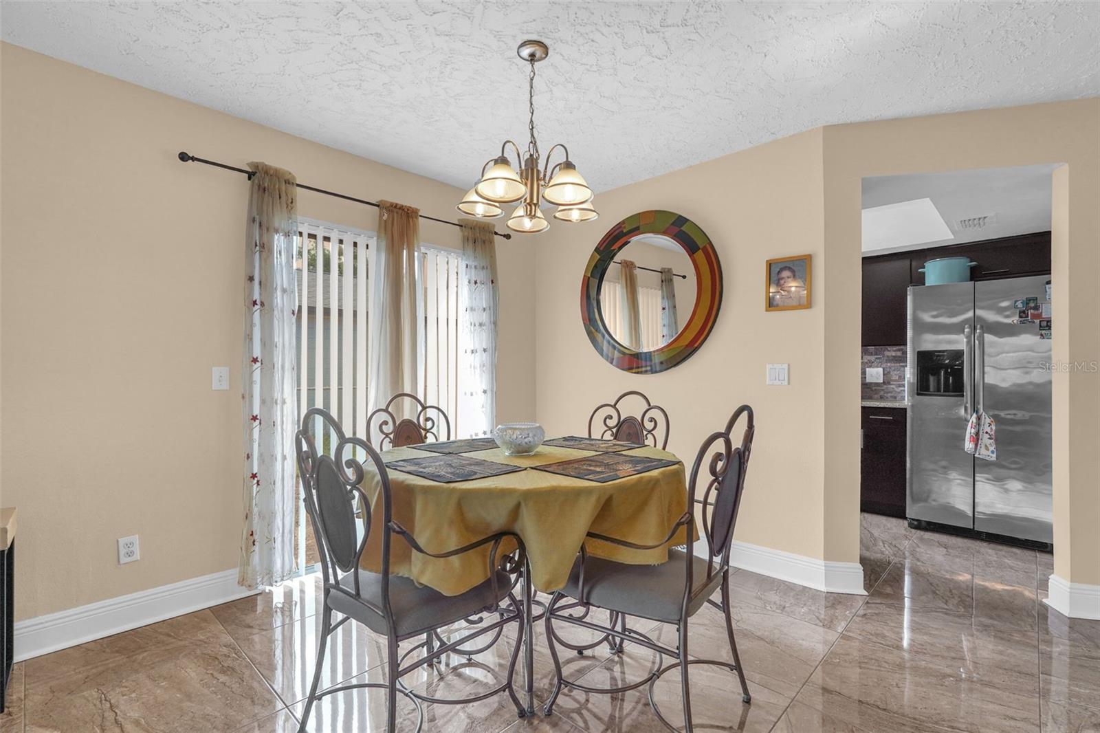 PEBBLE CREEK - Residential