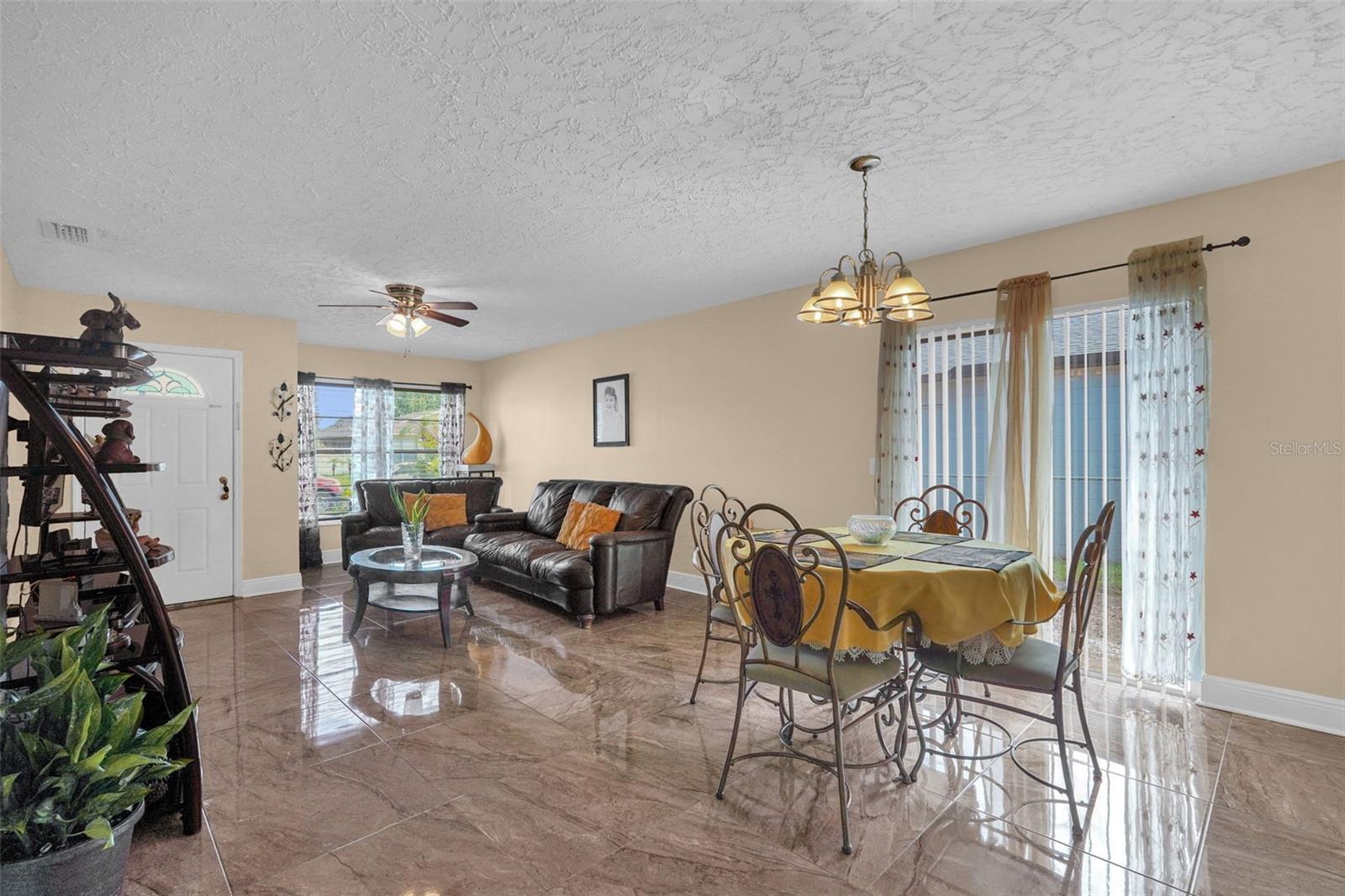PEBBLE CREEK - Residential