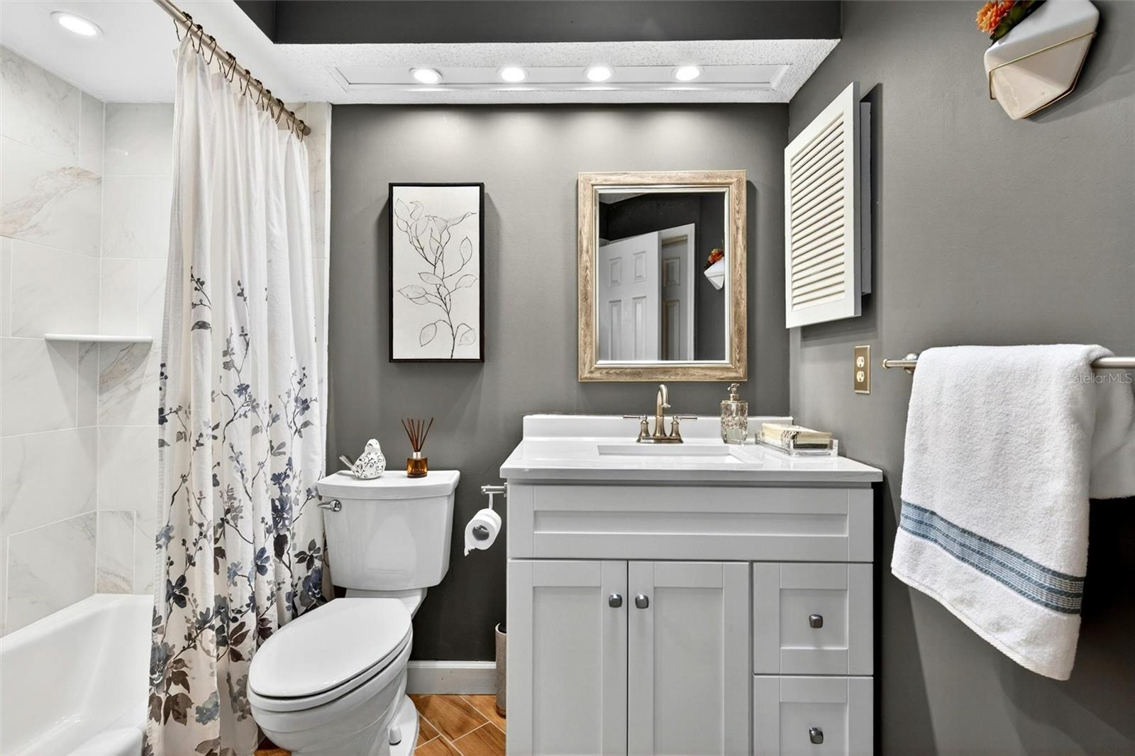 WEDGEWOOD AT SPRUCE CREEK - Residential