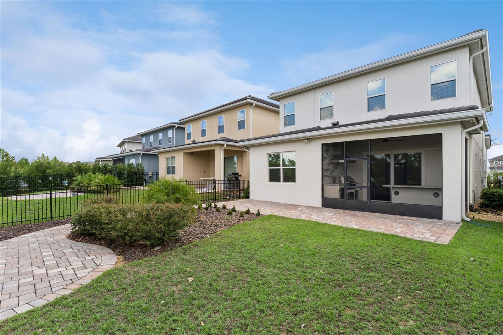BELLA COLLINA WEST SUB - Residential