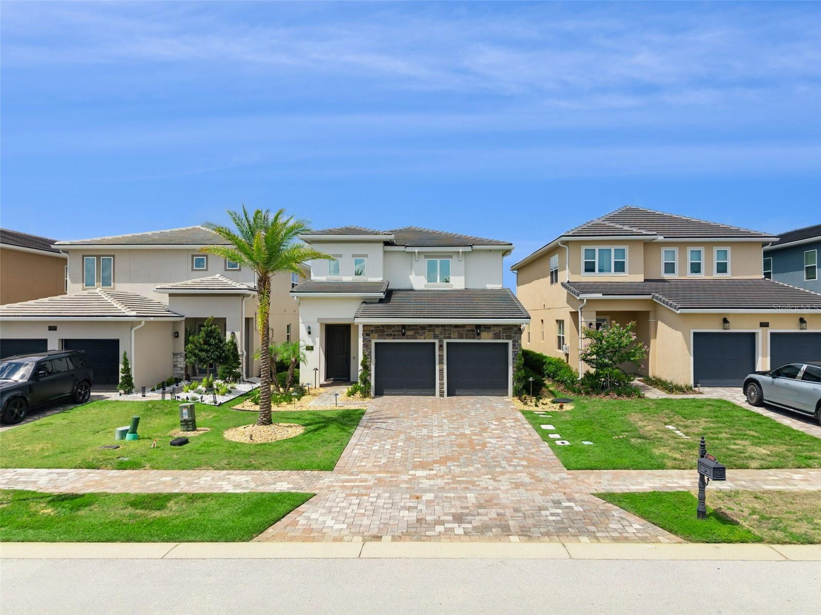 BELLA COLLINA WEST SUB - Residential