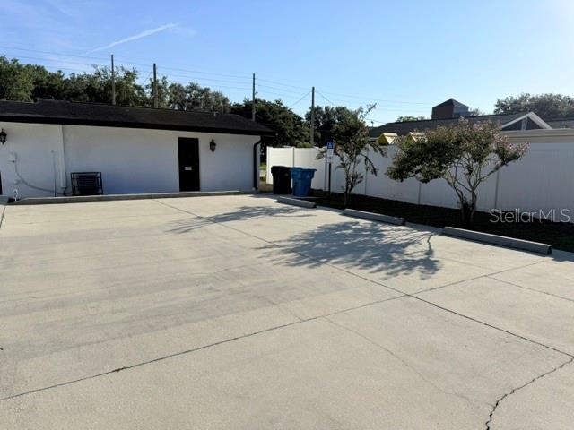 WASHINGTON PLACE - Commercial Lease