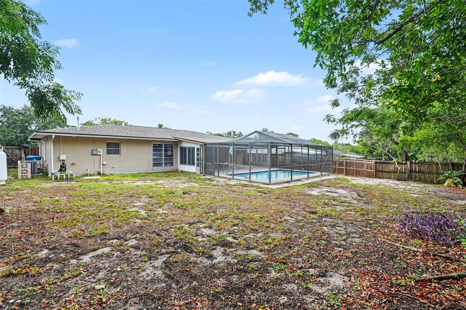 SPRING HILL - Residential