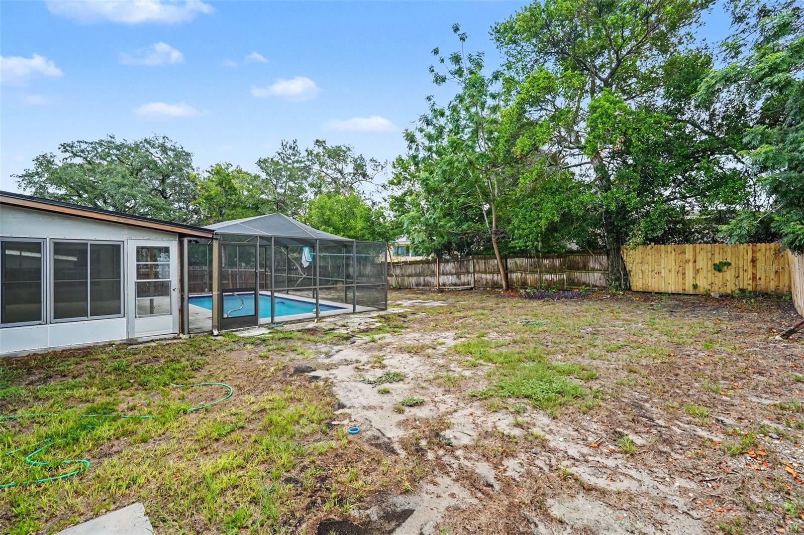 SPRING HILL - Residential