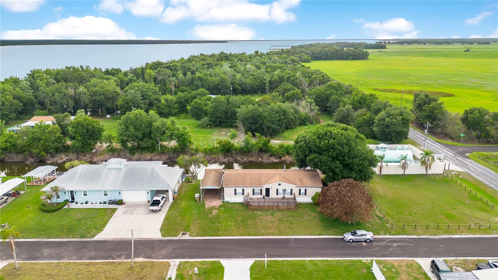 LAKE MARIAN SHORES - Residential