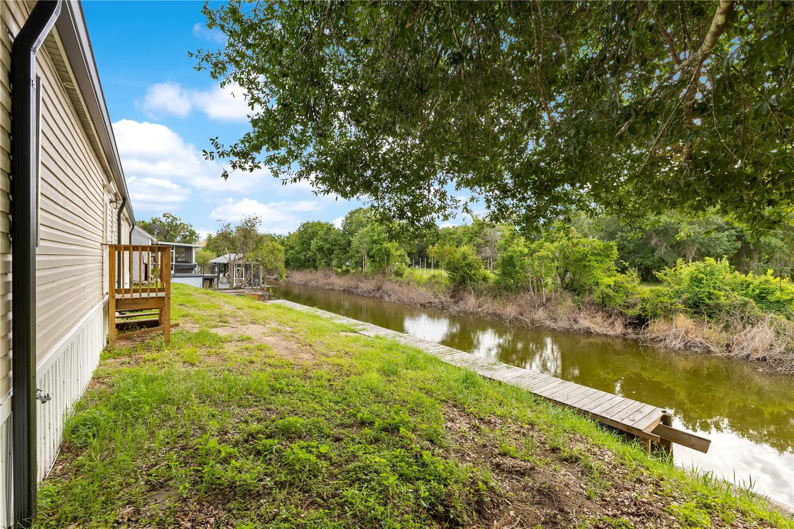 LAKE MARIAN SHORES - Residential