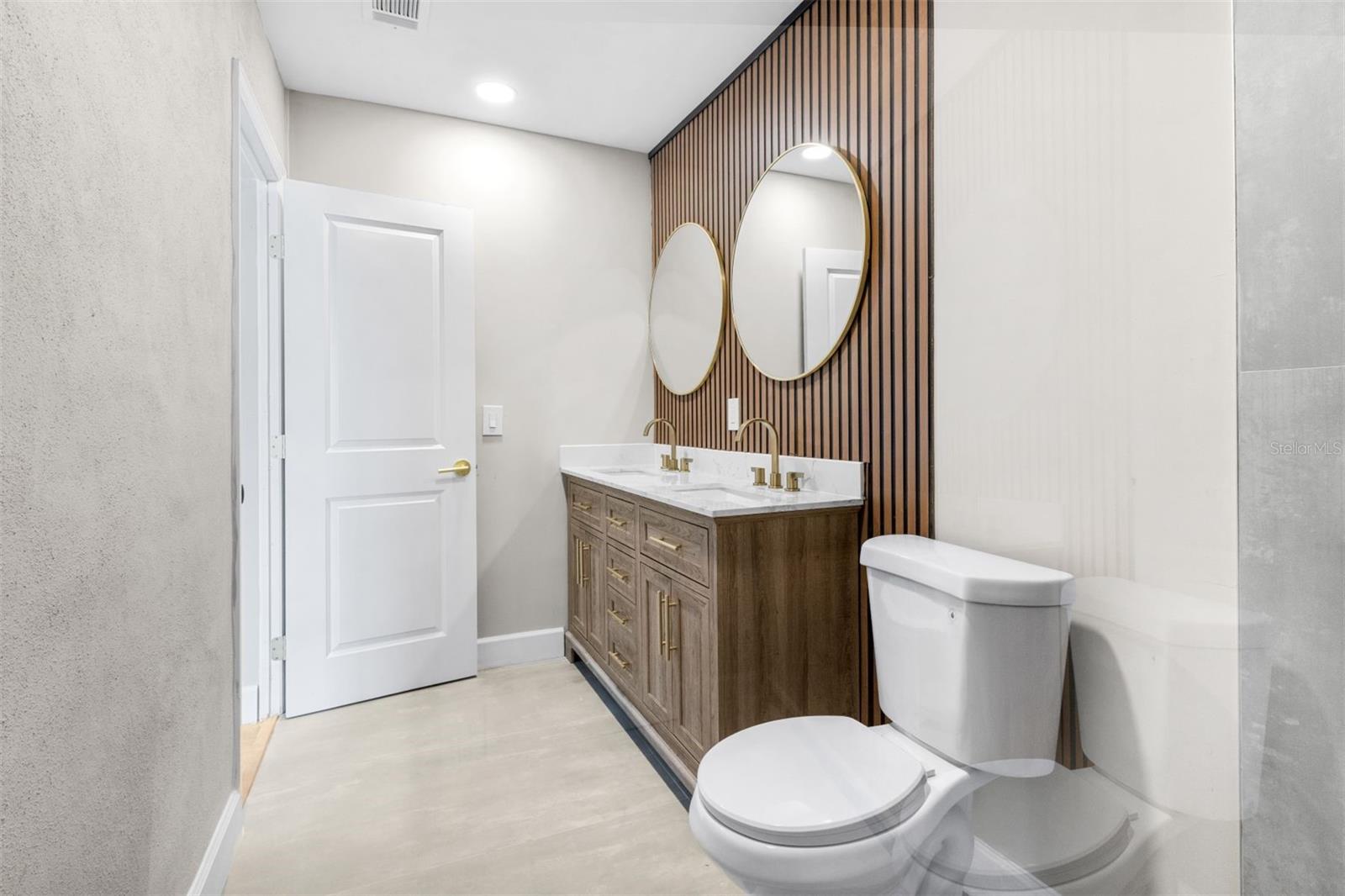 HIGHLAND LAKE SUB 3RD ADD - Residential