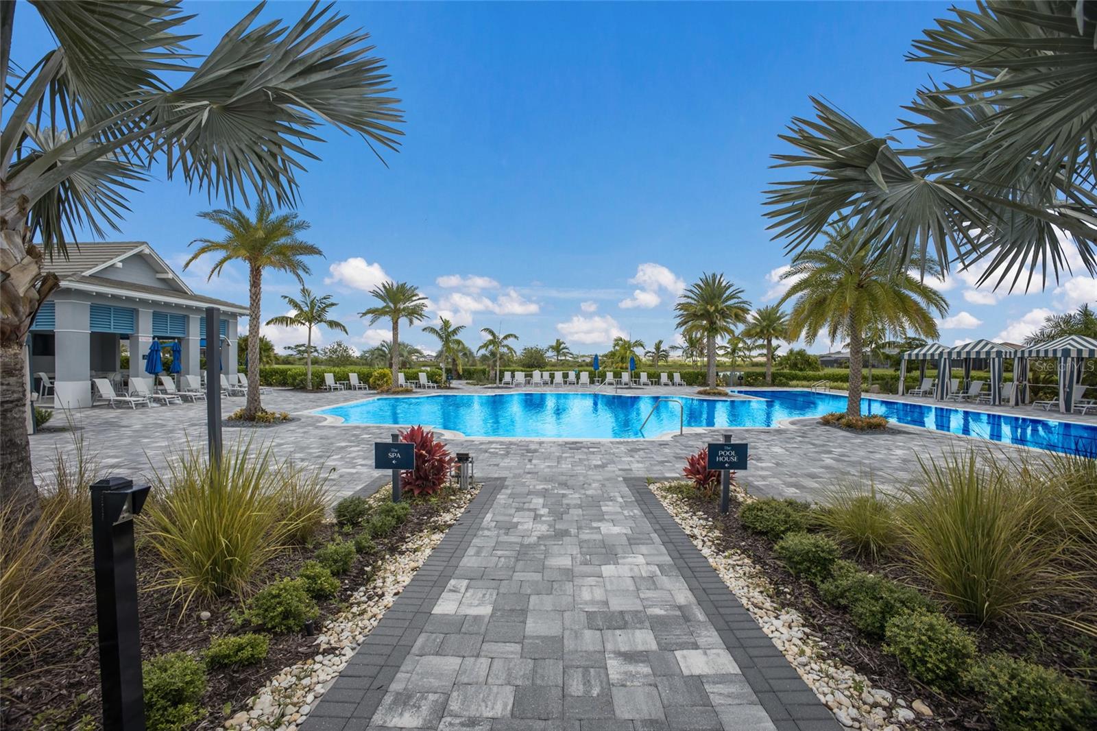 ISLES AT LAKEWOOD RANCH PH II - Residential