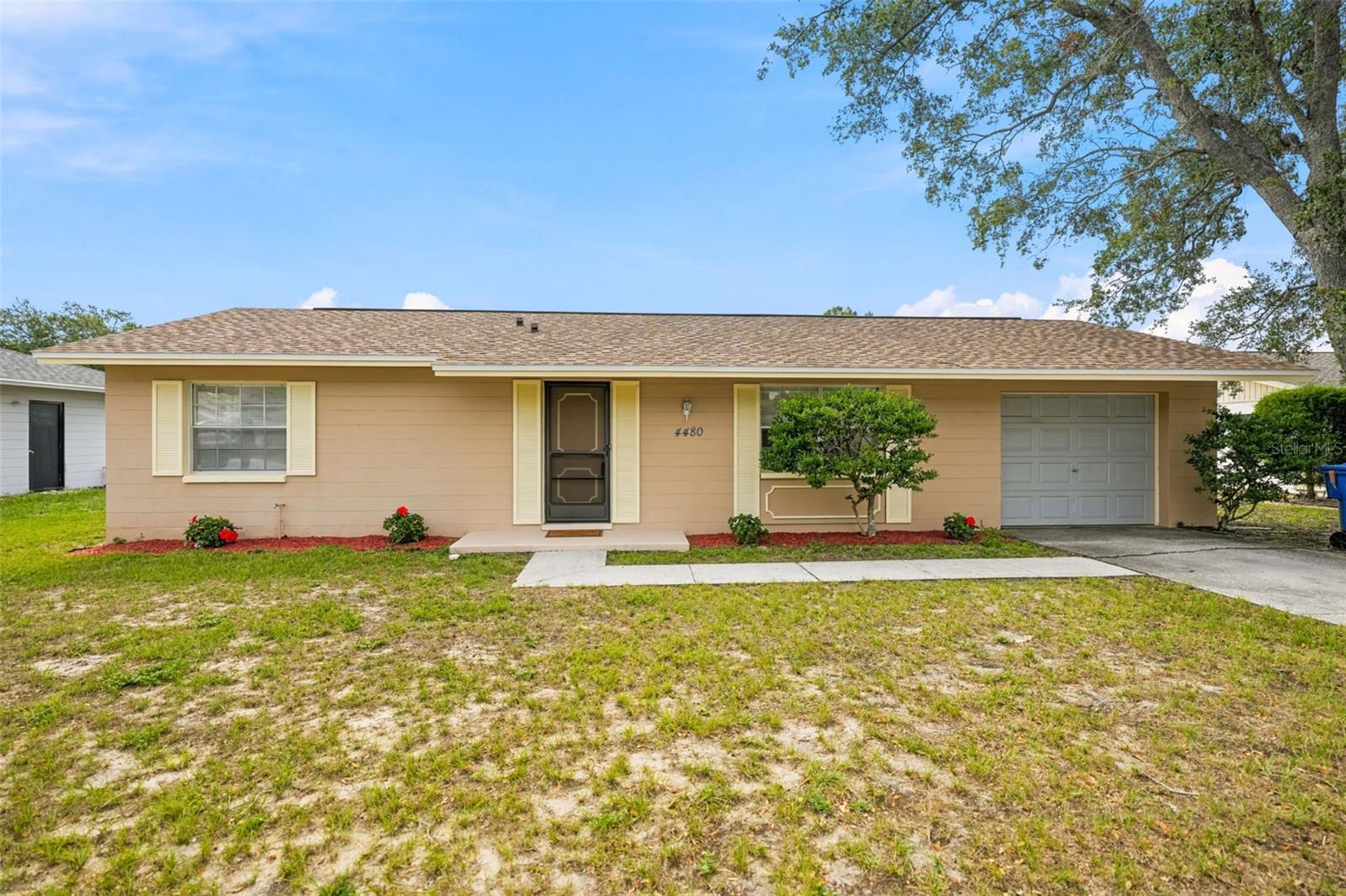 SPRING HILL - Residential