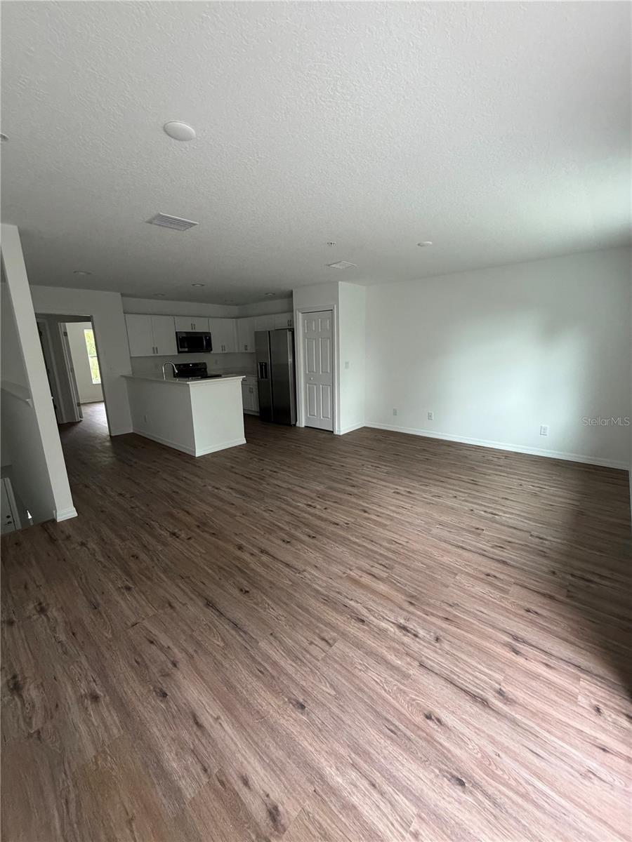 CITY HOMES AT CYPRESS WALK - Residential