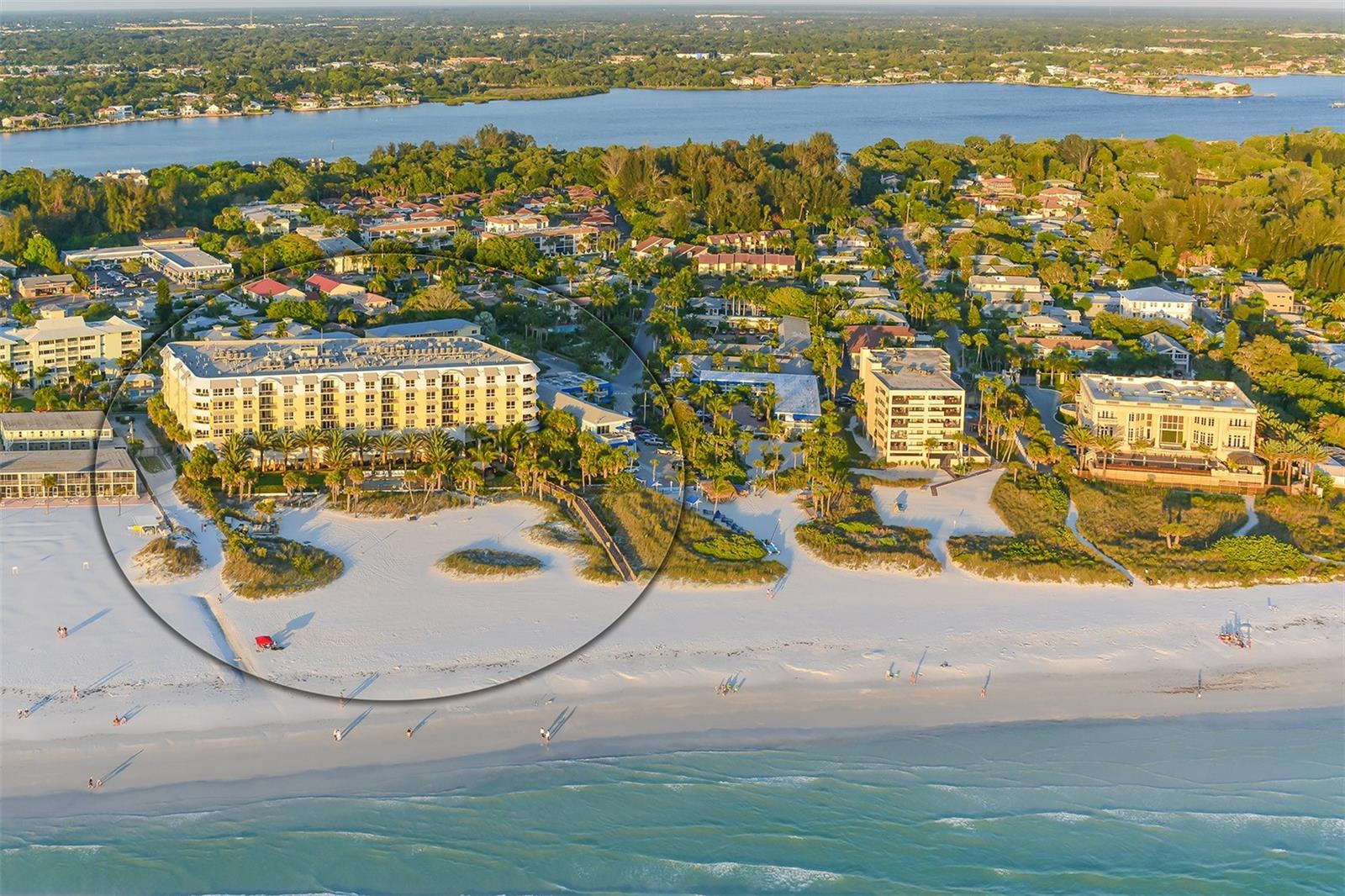 SIESTA KEY BEACH RESIDENCES - Residential