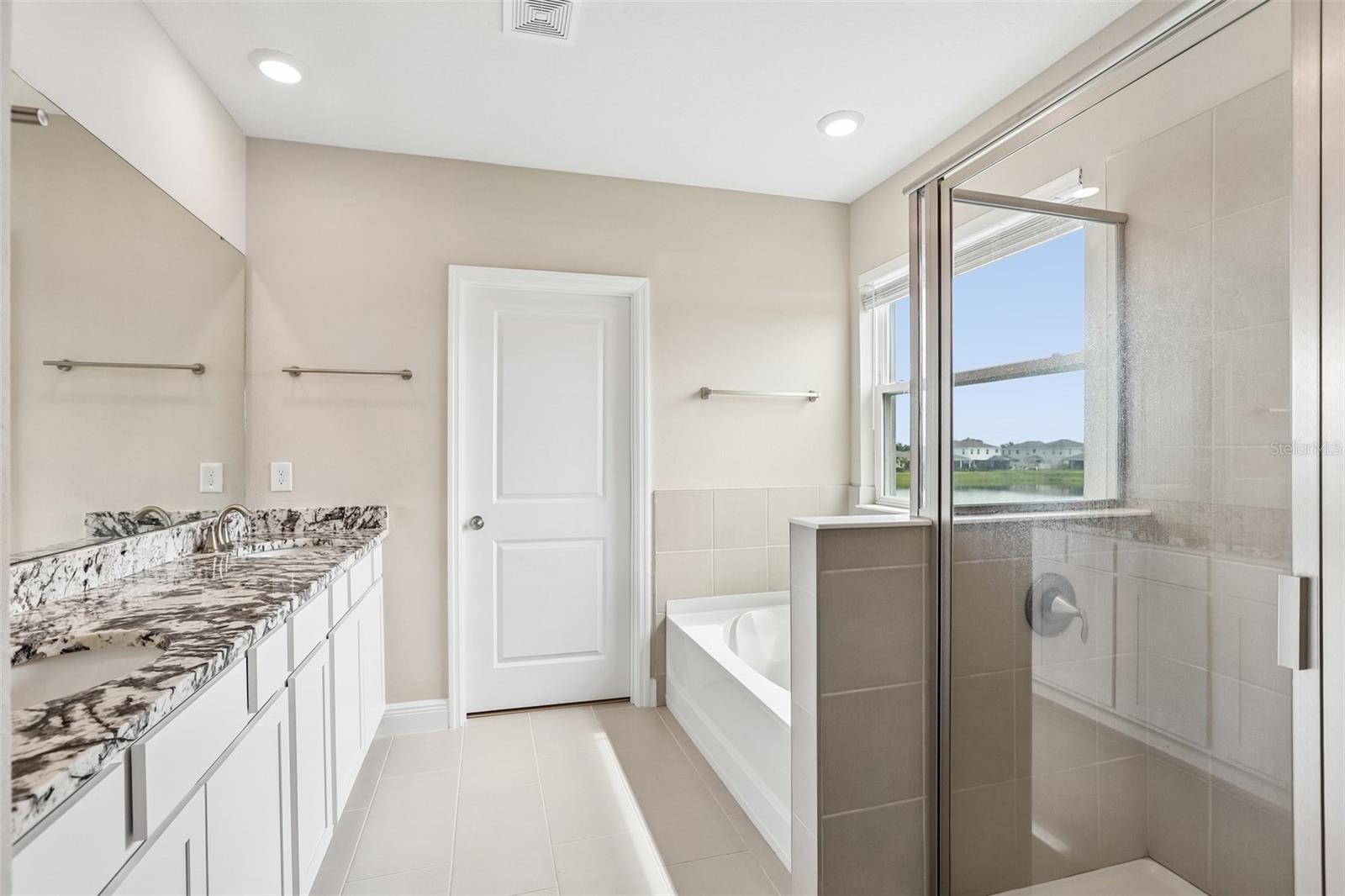 MANGROVE MANOR PH 2 - Residential