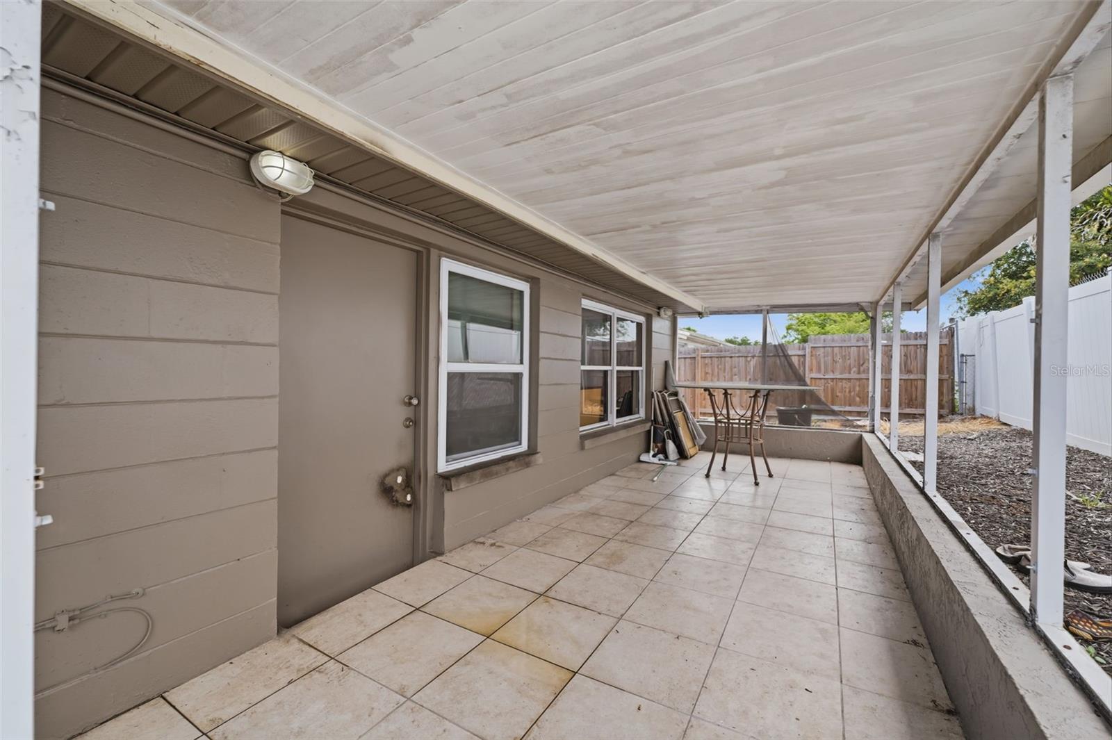 LA VILLA GARDENS - Residential