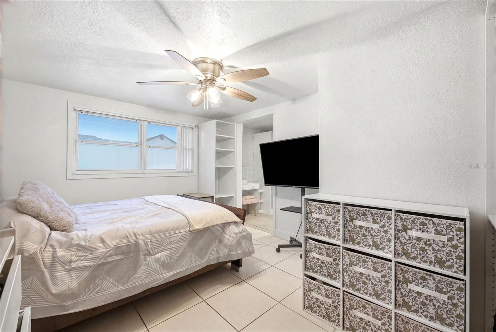 LA VILLA GARDENS - Residential
