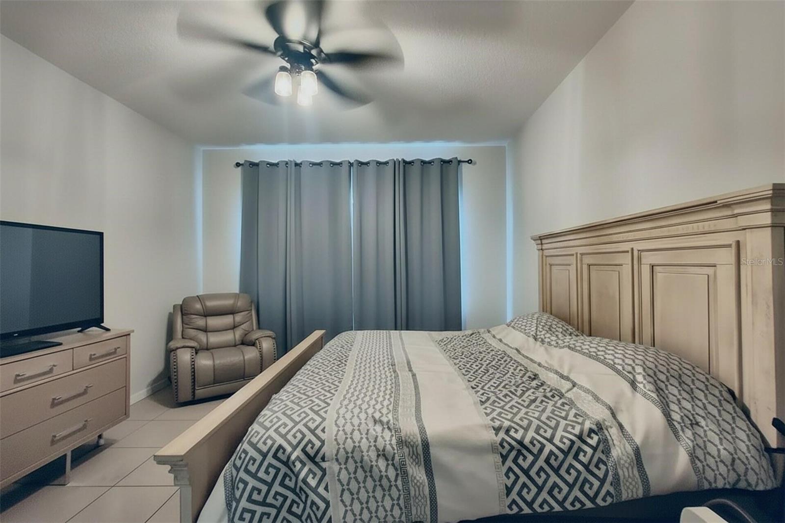 SAN SEBASTIAN RESERVE - Residential Lease