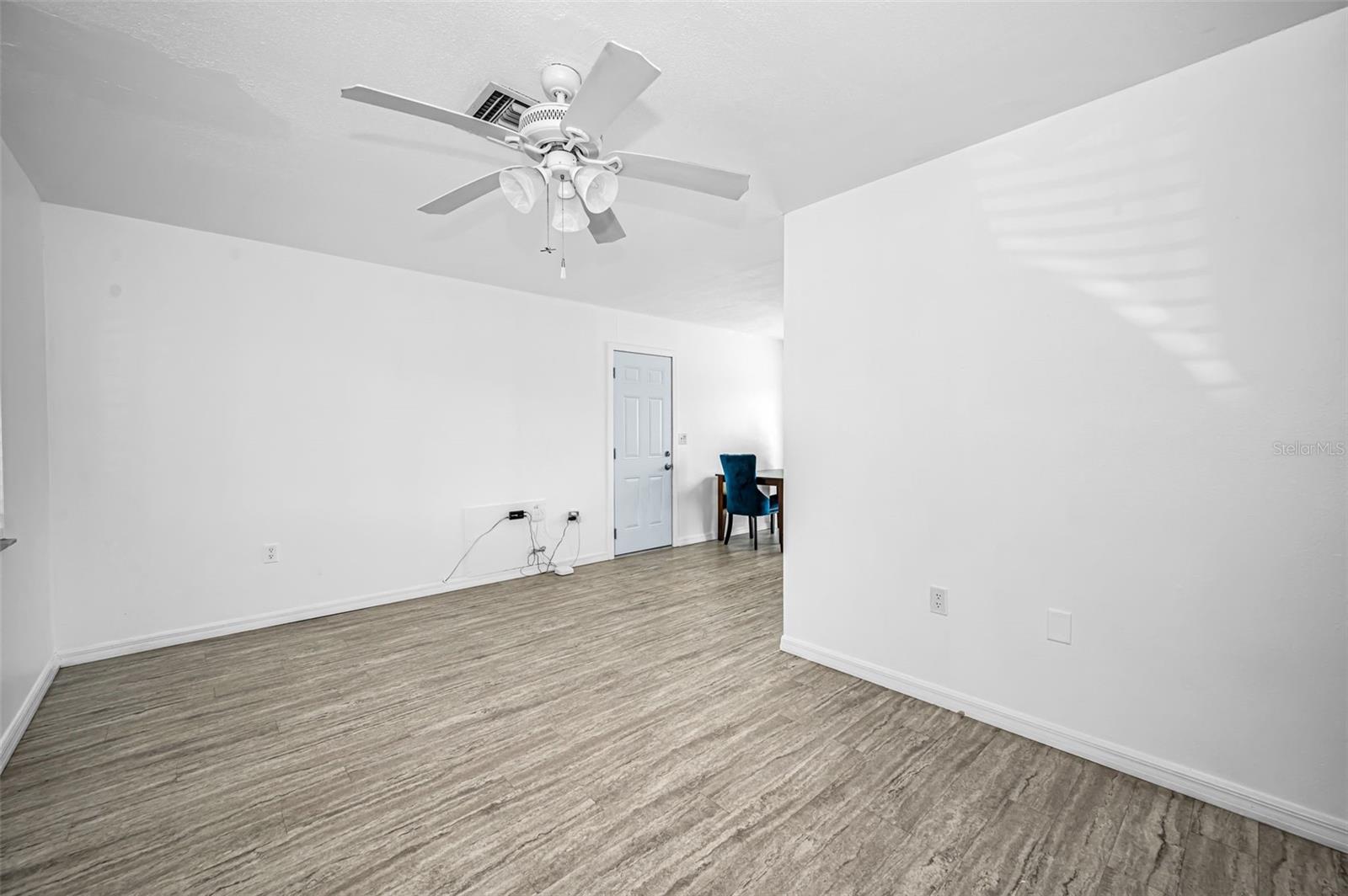 BEACON RUN - - Residential