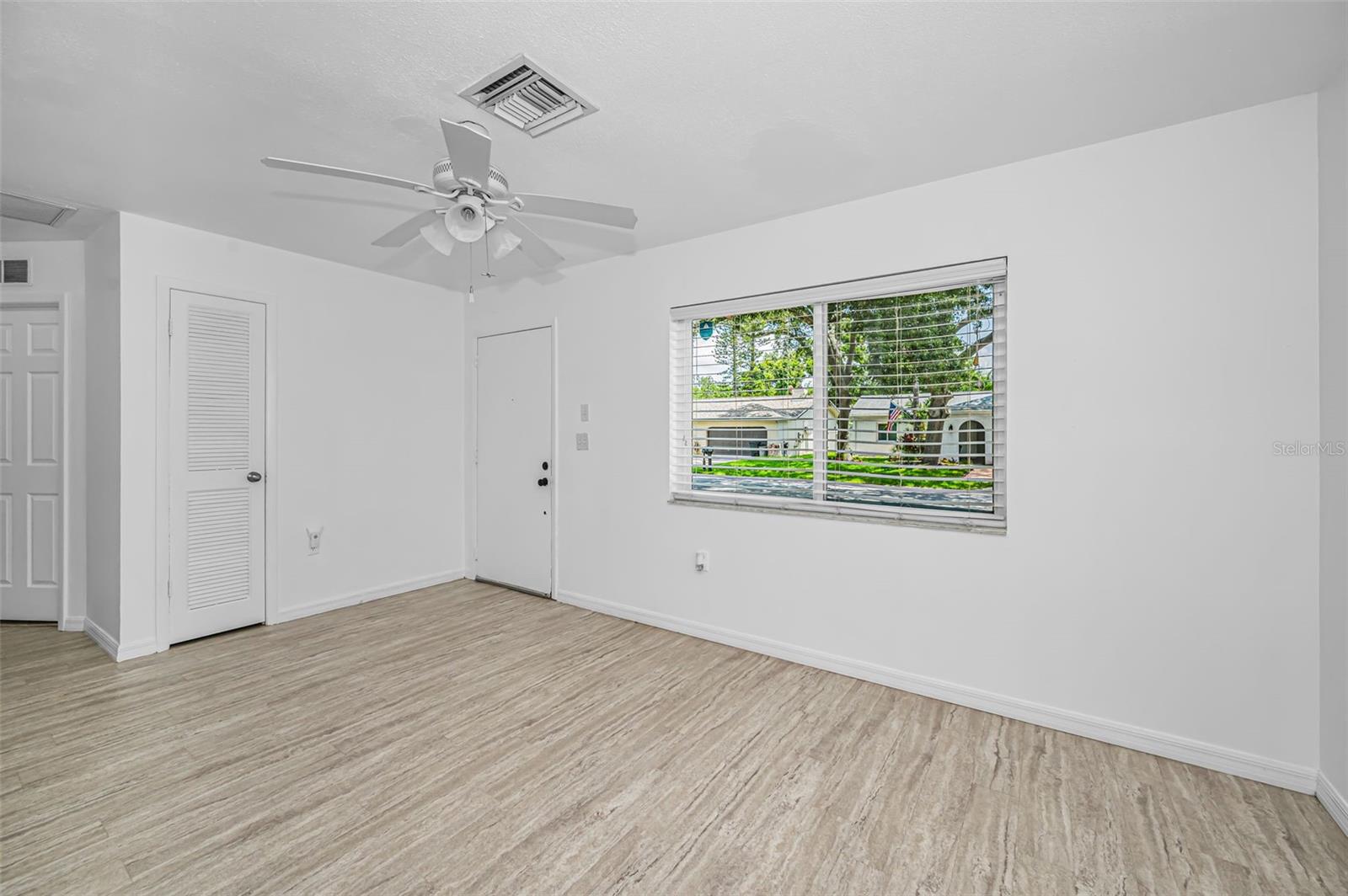 BEACON RUN - - Residential