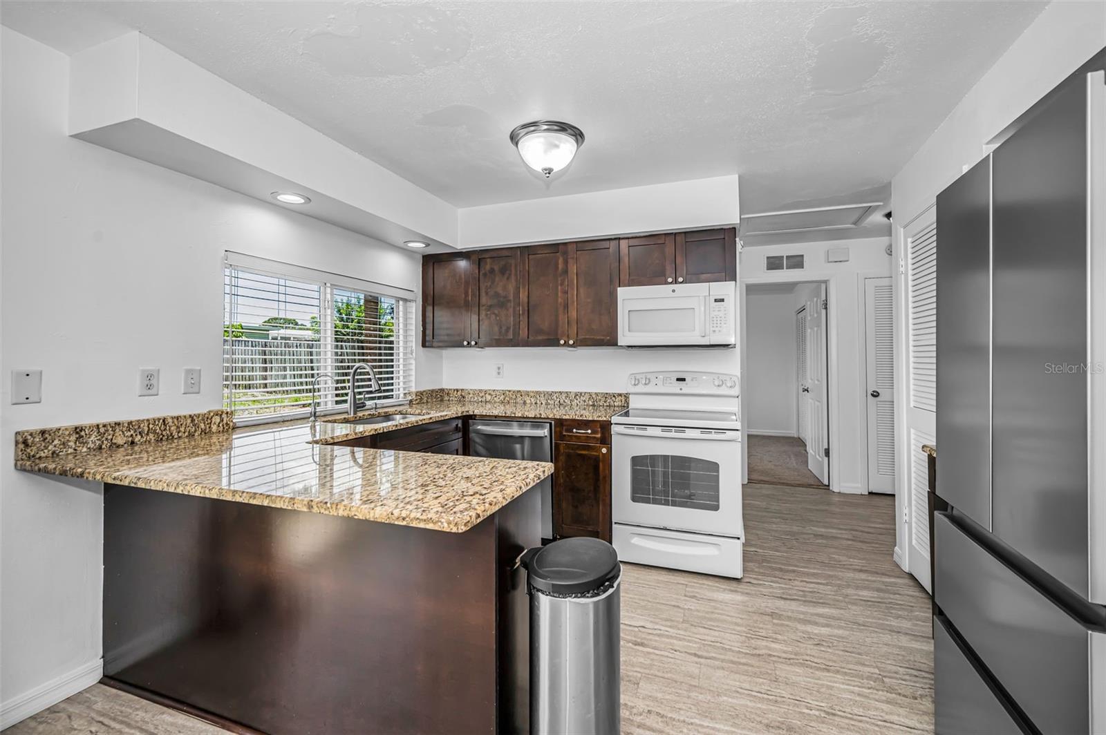 BEACON RUN - - Residential