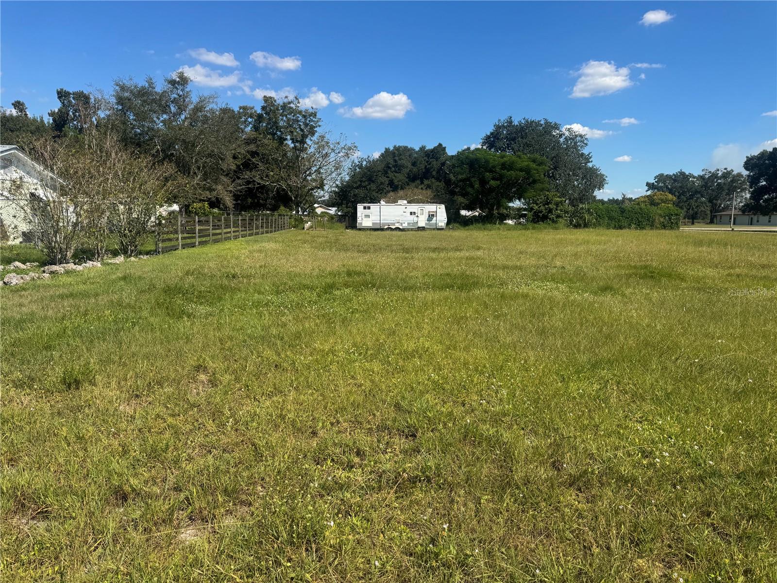 DESOTO ACRES - Land