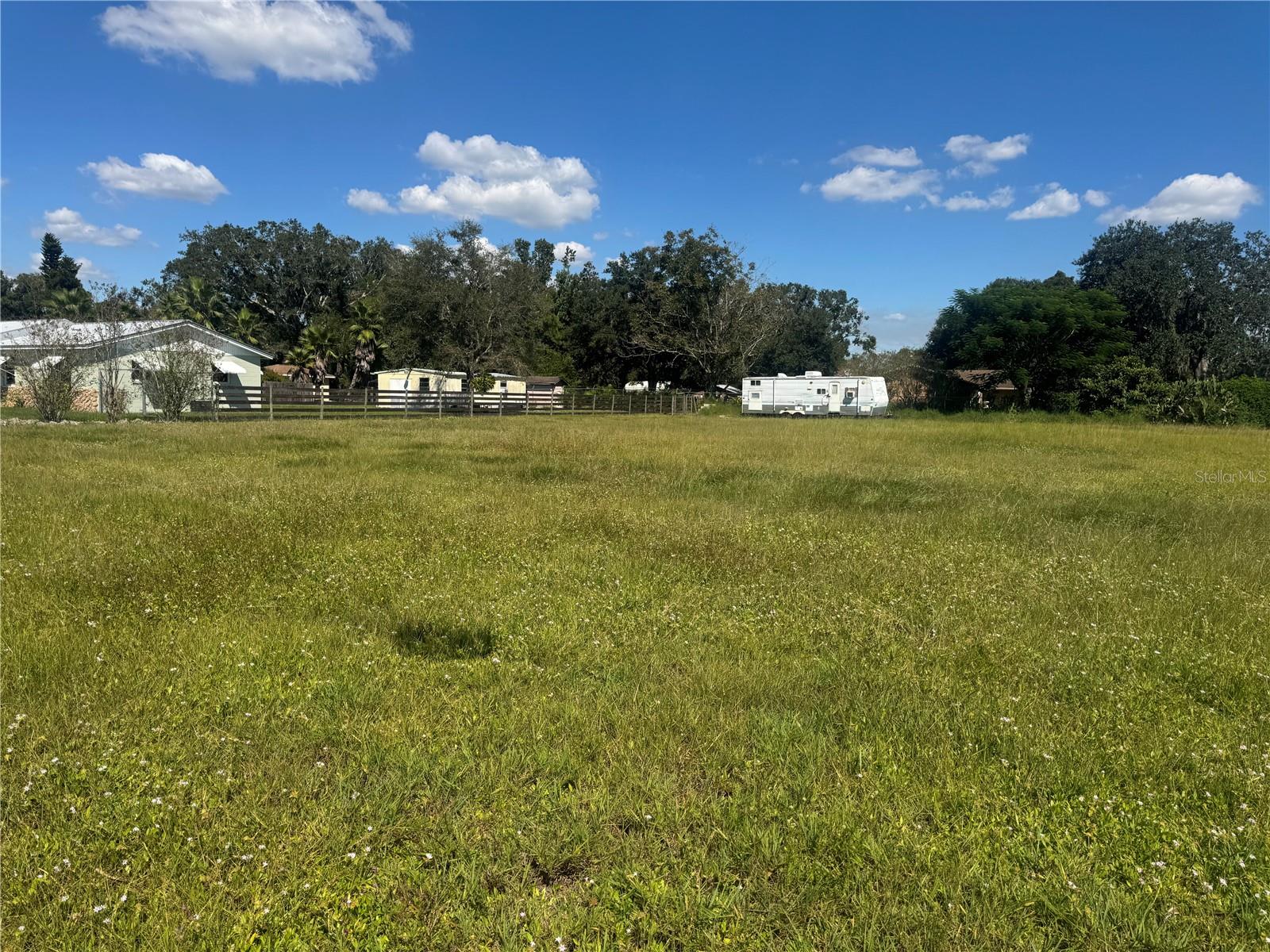 DESOTO ACRES - Land