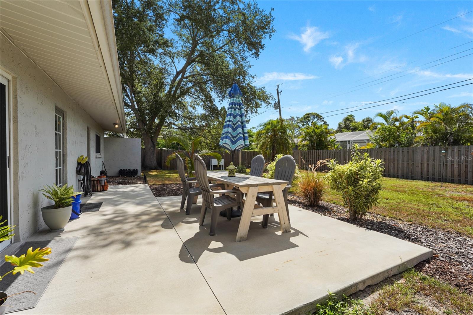 WHITFIELD ESTATES BLKS 14-23 & 26 - Residential