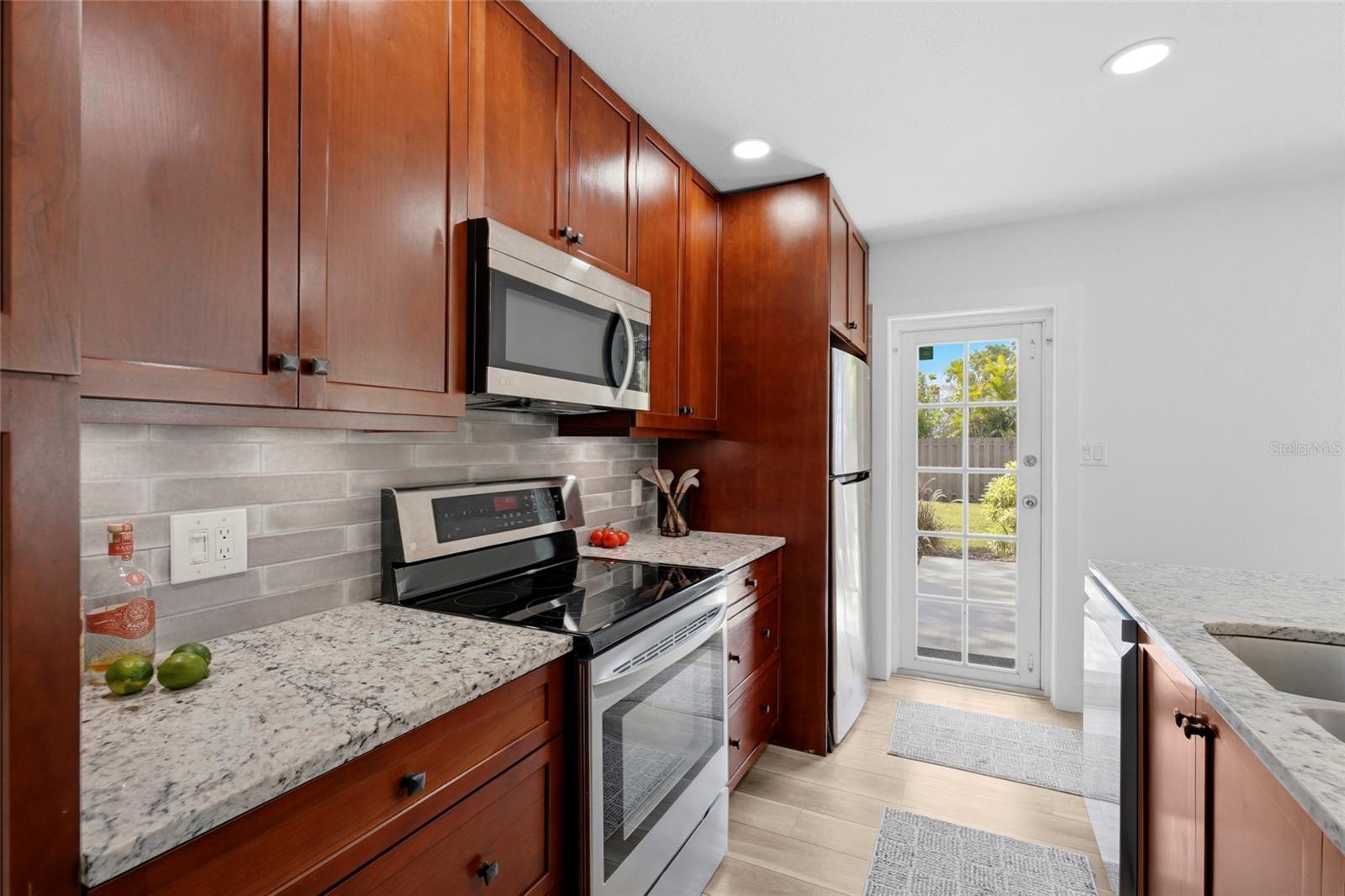 WHITFIELD ESTATES BLKS 14-23 & 26 - Residential