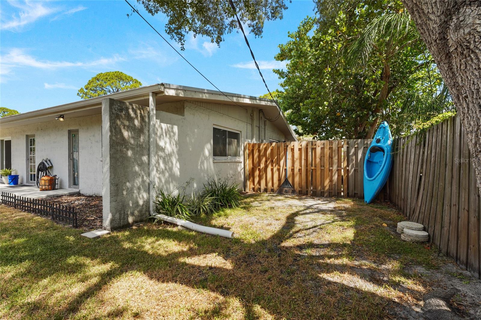 WHITFIELD ESTATES BLKS 14-23 & 26 - Residential