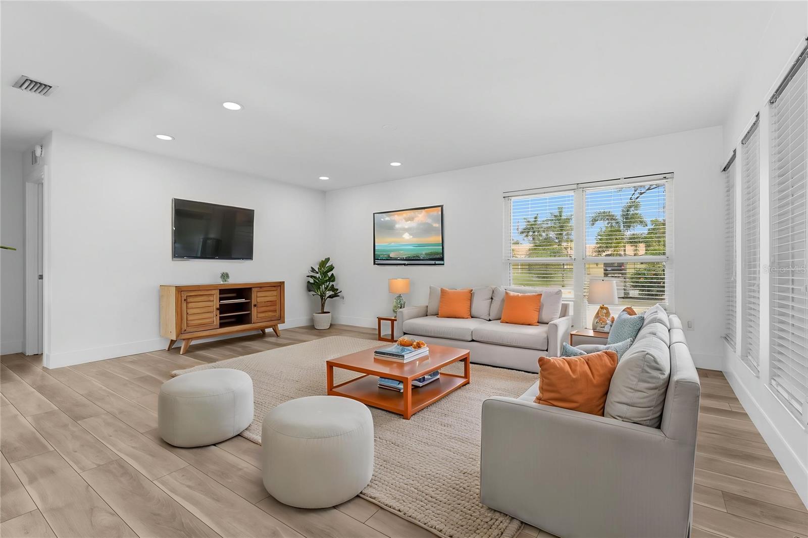 WHITFIELD ESTATES BLKS 14-23 & 26 - Residential