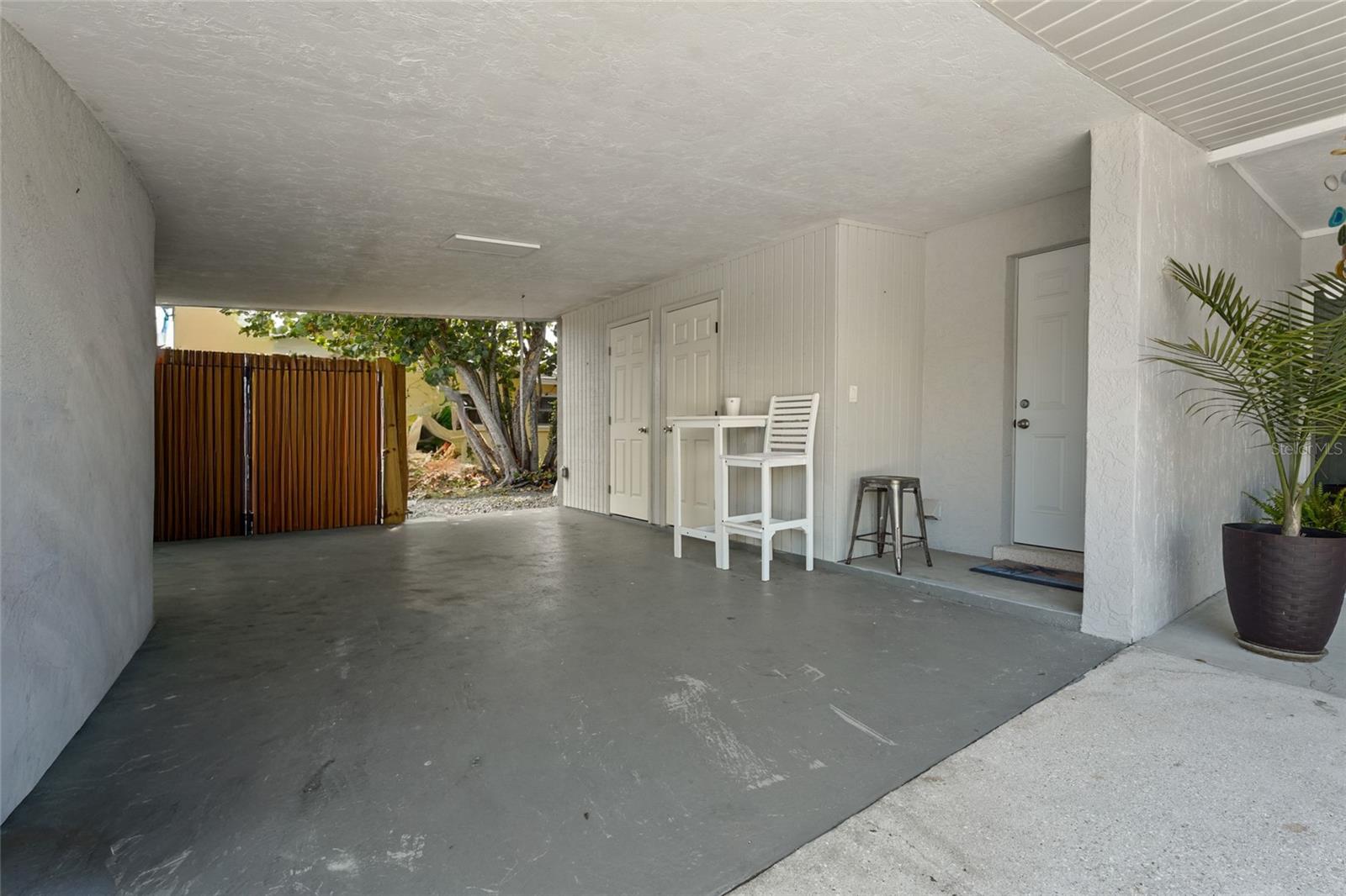WHITFIELD ESTATES BLKS 14-23 & 26 - Residential