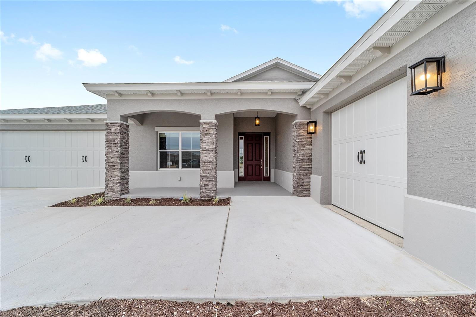 ON TOP OF THE WORLD - Residential Lease