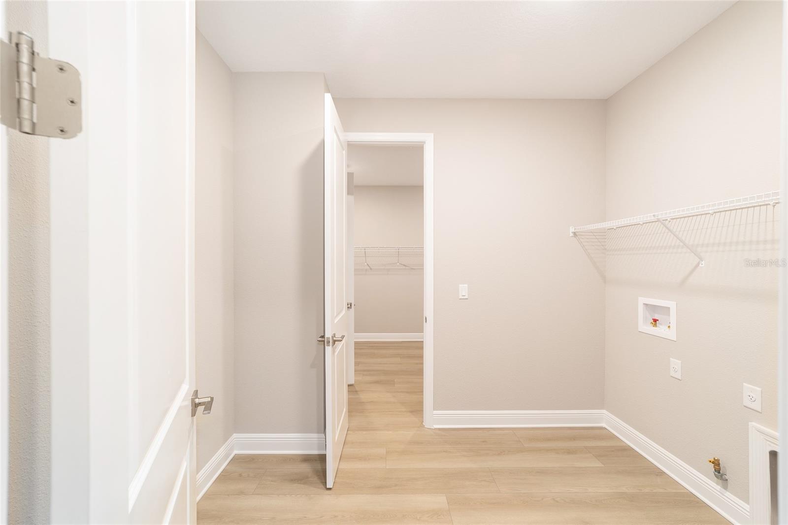 ON TOP OF THE WORLD - Residential Lease
